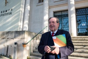 Sem consenso local recandidatura de Valdemar Alves fica nas mãos do PS nacional