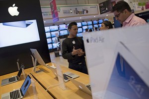 'Hackers' russos tentam extorquir 50 milhões de dólares à Apple