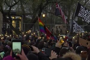 Luzes e cânticos em mais uma noite de protestos pela morte de Duante Wright