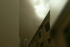 Tempestade de areia varre região da Mongólia Interior - sábado