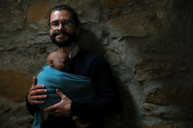 Mário Santos é Doula e o único em Portugal