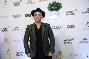 Ator e humorista brasileiro Paulo Gustavo morre aos 42 anos, vítima de covid-19
