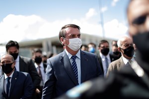 Bolsonaro diz ter tido sintomas de reinfeção por coronavírus
