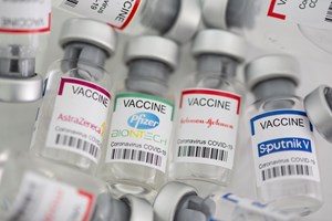 OMS diz que vacinas são eficazes contra Ómicron