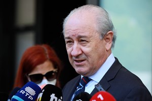 Votar contra reforma das Forças Armadas seria 'uma contradição muito grande'
