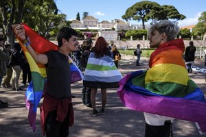 Mais de metade dos alunos LGBTQI sofre bullying na escola