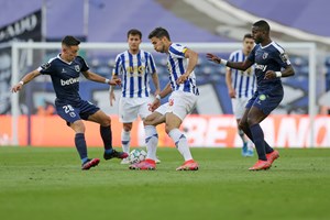 FC Porto fecha I Liga com goleada frente ao Belenenses SAD