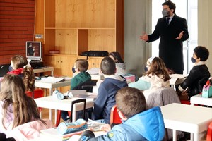 Ensino pré-escolar vai ter 1.300 novas vagas no próximo ano letivo