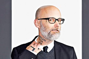 Na música de Moby cabe toda uma orquestra