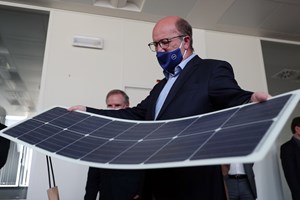 Ministro do Ambiente considera lítio 'indispensável' e não entende 'implicação'