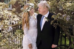 Boris Johnson e Carrie Symonds casam em segredo na Catedral de Westminster