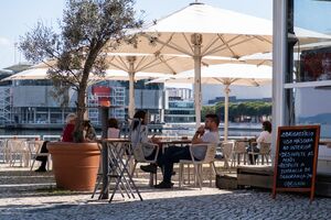 Covid-19. Mais 373 novos casos, cinco mortes e 538 recuperados