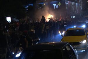 Manifestantes saem à rua em Istambul para condenar ataques israelitas - sábado