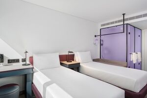 yotel porto