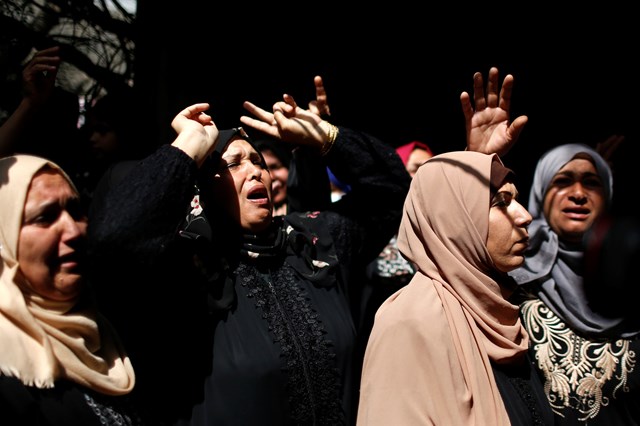 Israel atacou Gaza em resposta a rockets. 23 pessoas morreram