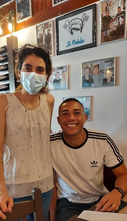 Carlos Vinícius que devia cumprir quarentena apanhado em restaurante na Margem Sul