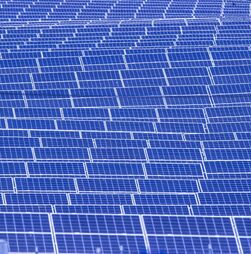 Recolha de painéis solares usados dispara com tempestades no centro do país