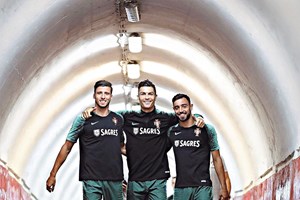 Rúben Dias: jarras partidas, um prato de bacalhau e a aversão aos golos