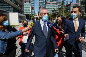 Gestor de fortunas suíço diz que Vara lhe entregou dinheiro vivo para contas na Suíça