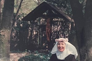 A socialite que virou freira Carmelita