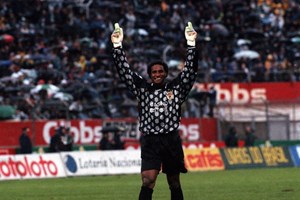 Morreu Neno, o one-man show, 'a alegria em pessoa'