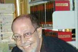 Morreu o escritor António Torrado