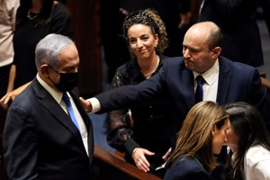 Naftali Bennett, o protegido que tirou o poder ao mentor