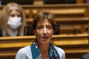 PS afirma que portugueses não esquecem que Governo de Passos cortou a dobrar no SNS