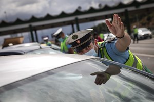 Covid-19: Desconhecimento dos limites da AML obriga 25% dos condutores a regressar no Carregado
