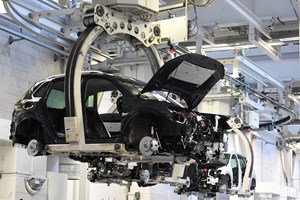 Falta de chips afeta produção de automóveis em Espanha na próxima semana