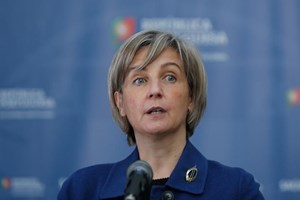 Marta Temido: 'Precisamos de ganhar tempo para controlar novas variantes'