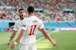 Euro2020: Espanha goleia Eslováquia, apura-se e qualifica Ucrânia