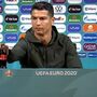 Ronaldo diz para beberem água e Coca-Cola perde 4 mil milhões de dólares em bolsa