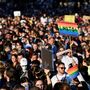 Hungria aprova lei que impede conteúdos LGBT em escolas ou canais infantis