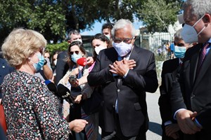 António Costa: festas ilegais e legais são 'polos de difusão' da nova vaga