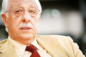 'Rei dos Frangos' diz-se 'tranquilo'