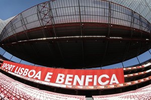 Benfica abre inquérito por alegado envolvimento de colaboradores em negócio de ações da SAD
