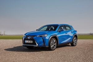 Kia, Lexus e Mazda: três ligados à corrente