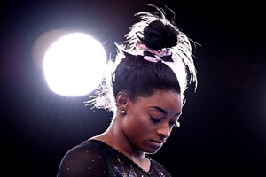 Tóquio2020: Ginasta Simone Biles renuncia à final individual do concurso completo