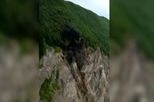 Vídeo mostra o local onde avião se despenhou na Rússia - sabado