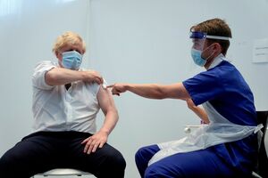 Boris Johnson - vacina Covid-19
