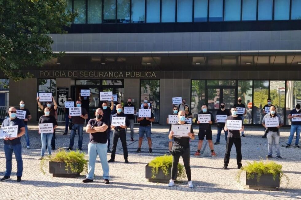 Polícias realizam vigílias por um 'subsídio de risco digno e justo'