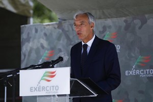 Portugal integra operação da UE e está disponível para receber refugiados afegãos