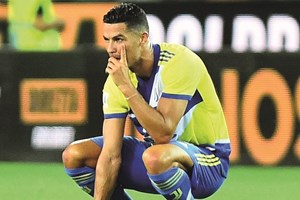 Treinador da Juventus confirma saída de Ronaldo