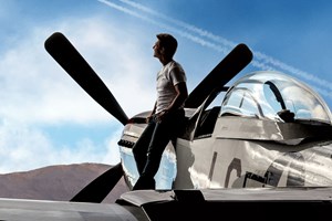 'Top Gun: Maverick' e 'Jurassic World: Domínio' conquistaram bilheteiras em 2022