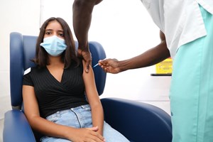 Covid-19: Mais de 14 mil suspeitas de reações adversas às vacinas registadas em Portugal