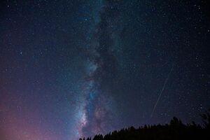 Time-lapse mostra beleza da chuva de meteoros Perseidas