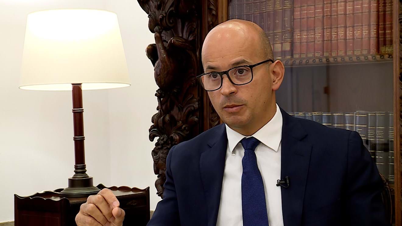 Ministro Das Finanças Revela Que Governo Vai Injetar Mais Mil Milhões Na Tap Portugal SÁbado 
