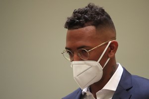 Condenado por violência doméstica, Jérôme Boateng vai pagar 1,8 milhões de euros