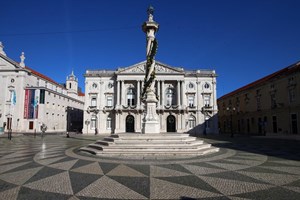 Municípios vão receber 57 milhões da UE para compensar despesas com a pandemia